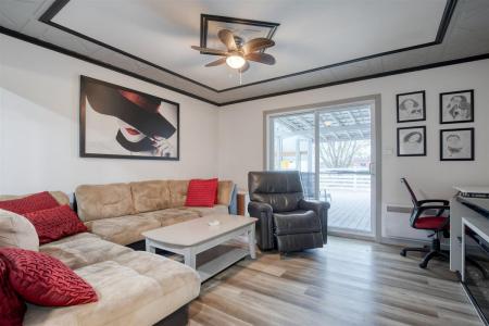 164 Rue St-Romuald, Farnham, 魁北克省 J2N 2P2, 加拿大