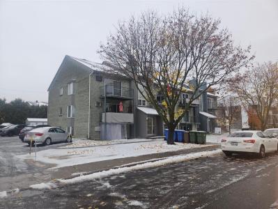 89  Rue Pierre-Laporte, Saint-Eustache, Quebec J7P 5C8, Canada