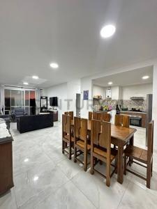 Condominio Ecosostenible Lusitano entre Beni y Alemana, 6to y 7mo animllo 63, Norte, Santa Cruz 0000, Bolivia