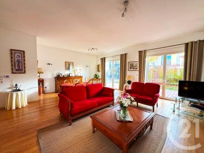 L Isle Adam, Île-de-France 95290, France