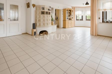 Nussloch, Baden-Württemberg 69226, Germany