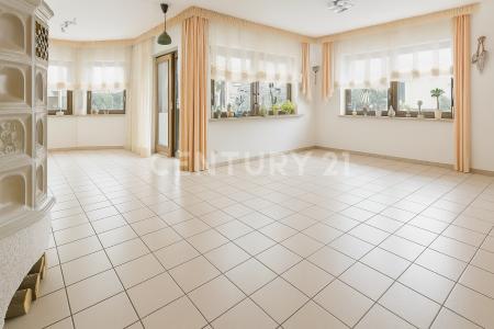 Nussloch, Baden-Württemberg 69226, Germany