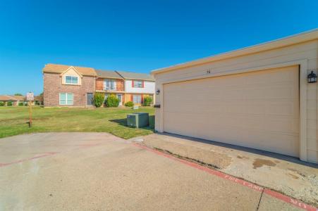 76 E Mountain Creek Drive, Grand Prairie, Texas 75052, États-Unis