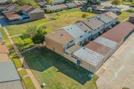 76 E Mountain Creek Drive, Grand Prairie, Texas 75052, États-Unis