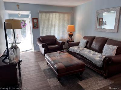 320 Hampton Ct , 33, South Lyon, Michigan 48178, Estados Unidos