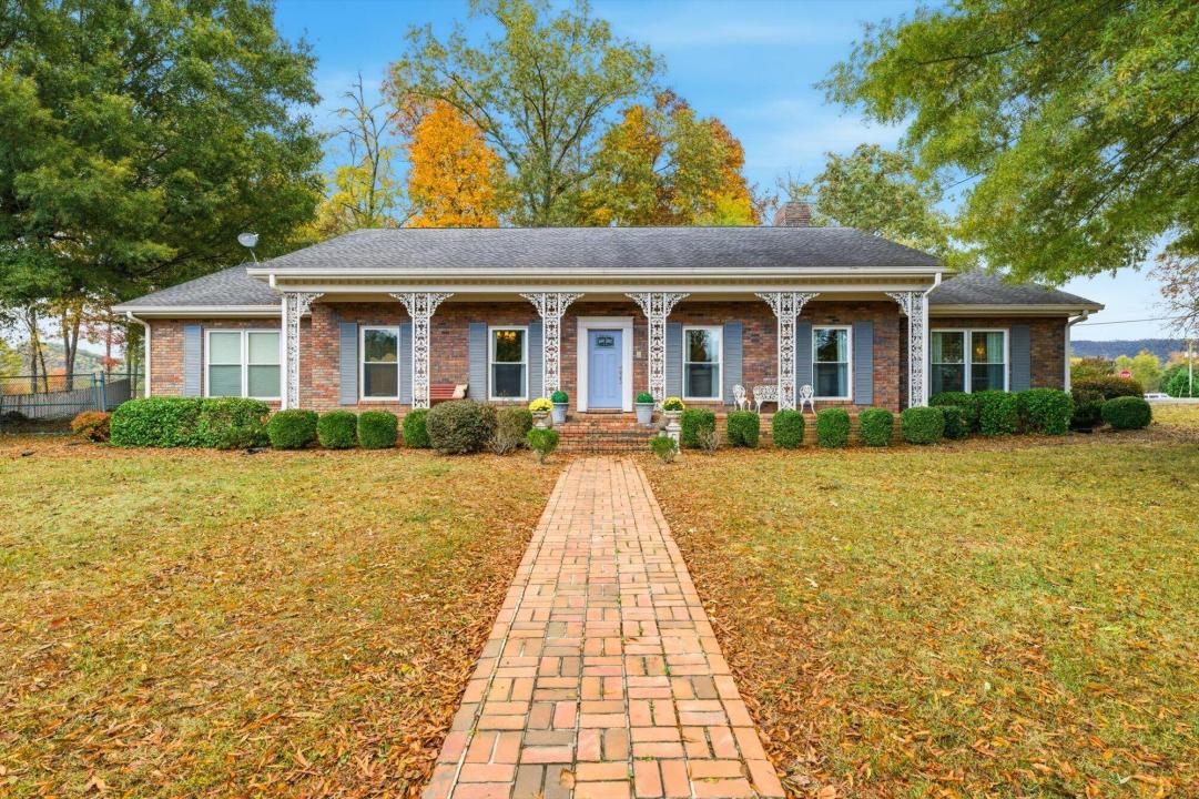 715 Harren Court, Etowah, Tennessee 37331, USA