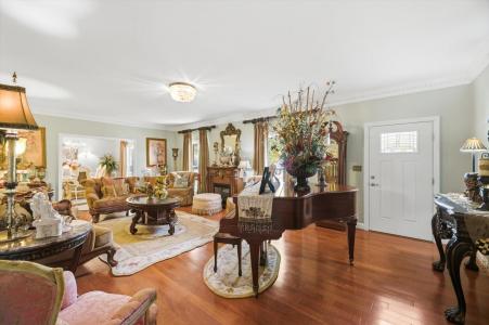 715 Harren Court, Etowah, Tennessee 37331, USA