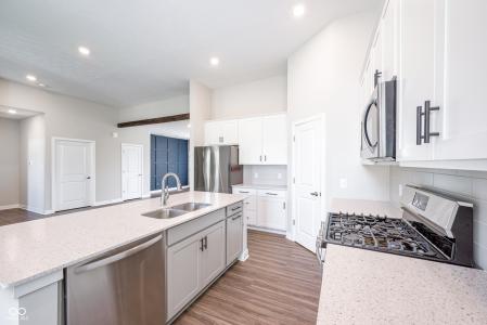 9804 Canyon Lane, Pendleton, Indiana 46064, USA