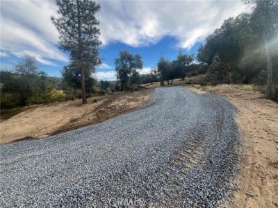 Hangtree Court, Oakhurst, كاليفورنيا 93644, الولايات المتحدة