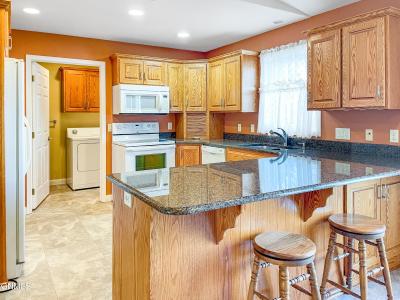 1435 4th Street, Carrington, Dakota Du Nord 58421, États-Unis