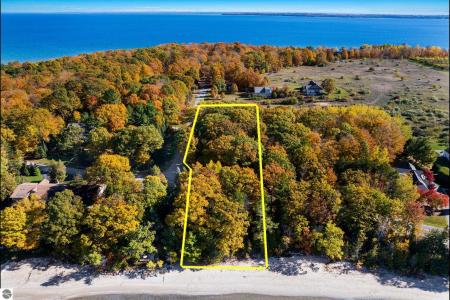 N Stony Point Road, Suttons Bay, Michigan 49682, Stati Uniti