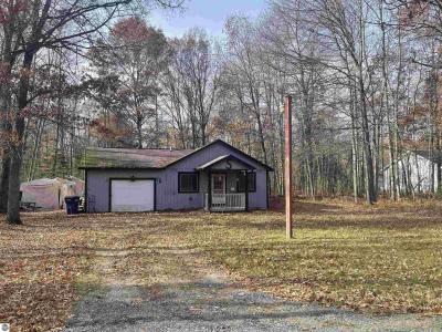 6667 Shadowbrook Drive, Lake, מישיגן 48632, ארצות הברית של אמריקה 