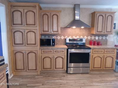 105 Hubbard Circle, Clinton, テネシー 37716, アメリカ合衆国