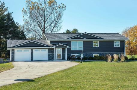 2681 Amherst Place, Nashua, Iowa 50658