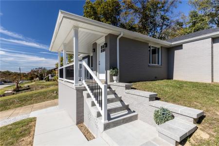 12329 Herold Dr, North Huntingdon, Pennsylvania 15642, Estados Unidos