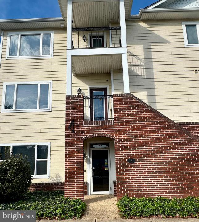 305 Centennial Street Unit# 201 K, La Plata, Maryland 20646, Stati Uniti