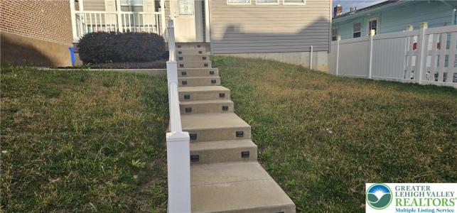 129 S Saint Cloud Street, Allentown City, Pennsylvania 18104, USA