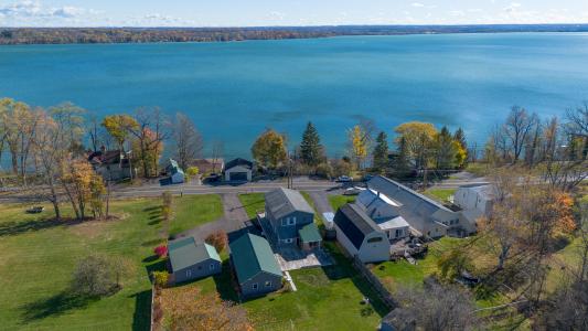 2342 Lower Lake Road, Seneca Falls, Nowy Jork 13148, USA