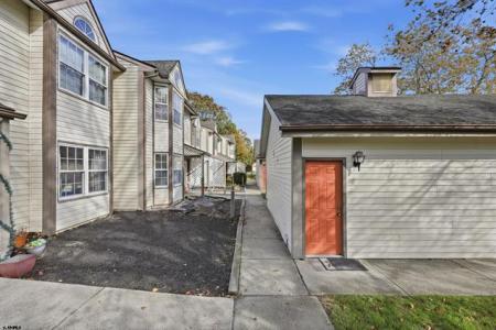 685 E. Lake Front Circle, Smithville, Нью-Джерси 08205, Соединенные Штаты