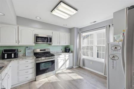 685 E. Lake Front Circle, Smithville, Нью-Джерси 08205, Соединенные Штаты