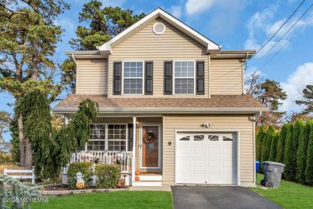 9 Bayberry Ave, Brick, NJ 08723, USA