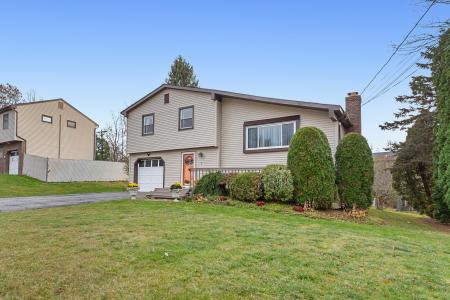 3 Hummingbird Trail, Vernon, New Jersey 07422, HOA KỲ