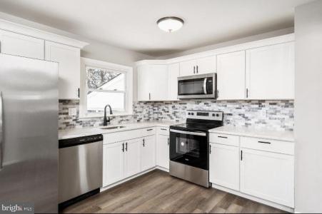 288 Creek Rd, BELLMAWR, New Jersey 08031