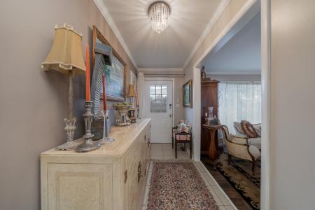 1913 Berry Ave., Florence, Alabama 35630