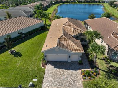 15527 Corona Del Mar Dr, Wimauma, Floride 33598, États-Unis