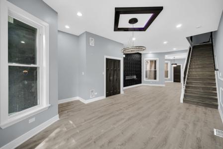 4343 S Ellis Ave, Chicago, 伊利诺斯州 60653, 美国