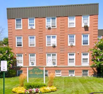 230 Central Ave, Lawrence, NY 11559, USA