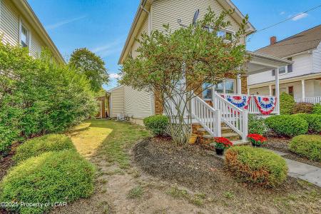 619 Montgomery Avenue, West Pittston, Pennsylvanie 18643, États-Unis