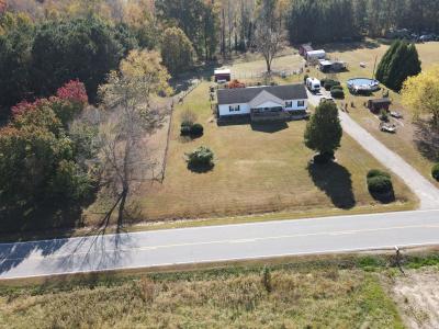 397 Spivey Road, Hobbsville, צפון קרוליינה 27946, ארצות הברית של אמריקה 