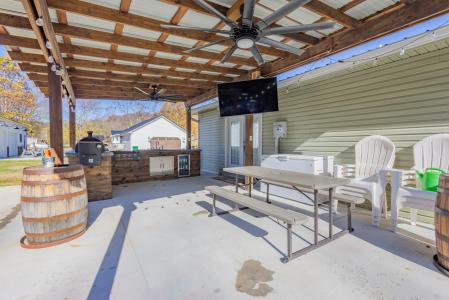 58 Private Drive 910, Pedro, Ohio 45659, Estados Unidos