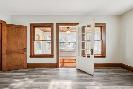 1965 S 80th St, West Allis, Wisconsin 53219, HOA KỲ