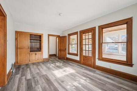 1965 S 80th St, West Allis, Wisconsin 53219, HOA KỲ