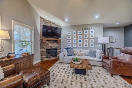 50 Sunstone Drive, Camdenton, Missouri 65020, USA