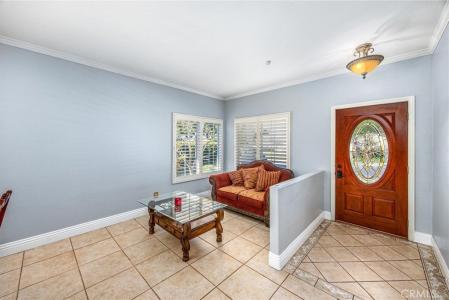 7813 Santa Angela, Highland, 加利福尼亚州 92346, 美国