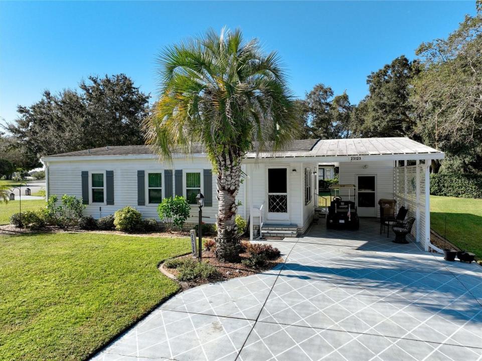 25125 BELLEVUE, LEESBURG, Florida 34748