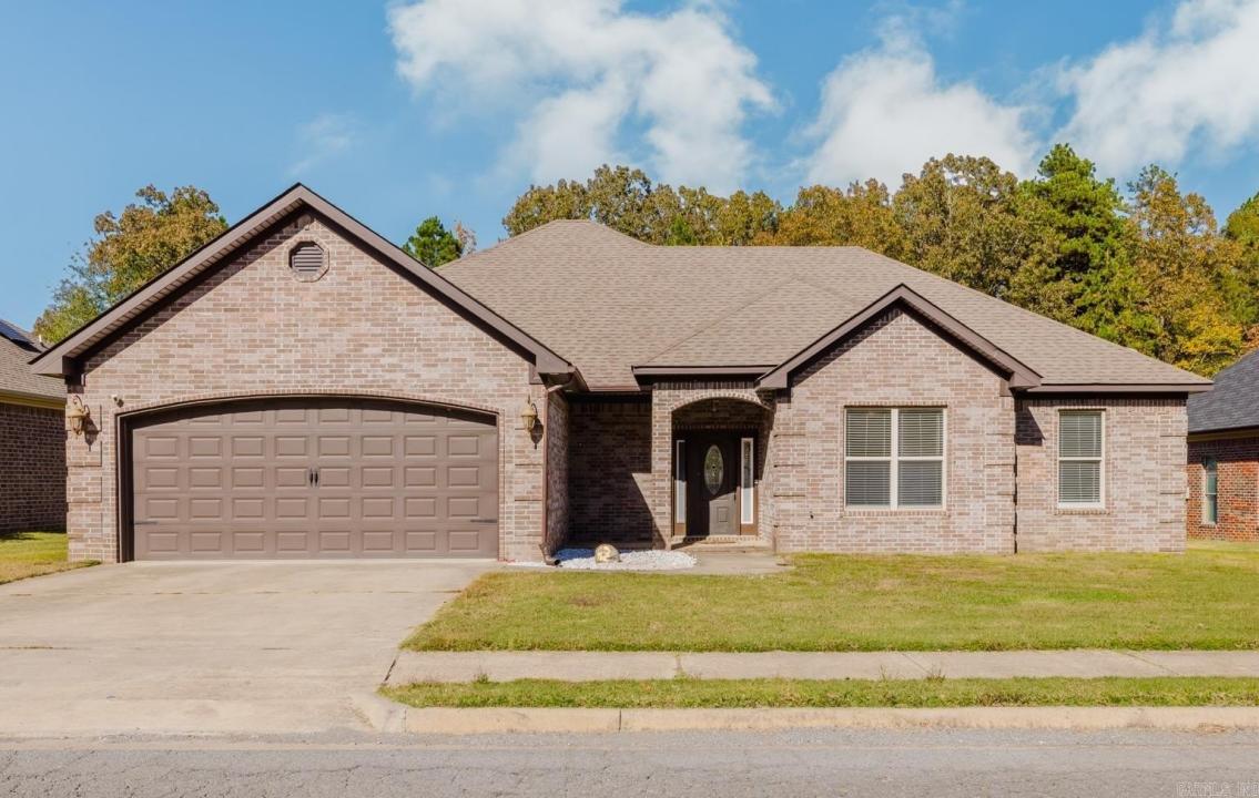 2209 Bent Tree Drive, Sherwood, Arkansas 72120