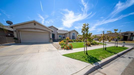 5314 Laurite Avenue E, Fresno, Калифорния 93725, Соединенные Штаты