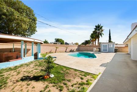 979 N Gardena, Rialto, California 92376, Estados Unidos