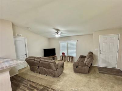 5800 Hamner #156, Eastvale, Californie 91752, États-Unis