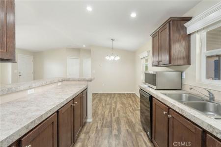 5800 Hamner #156, Eastvale, Californie 91752, États-Unis