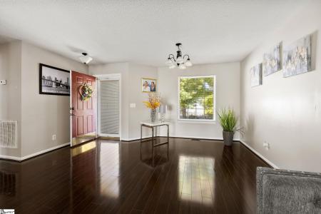 8 Shumagin, Greenville, 南卡罗来纳州 29605, 美国