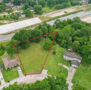 6609 Bayou View, Houston, Texas 77091