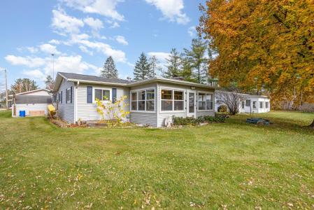 1212 Janice, Beaverton, מישיגן 48612, ארצות הברית של אמריקה