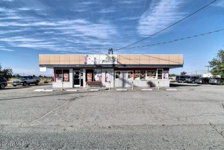 7847 Pearblossom Highway, Littlerock, California 93543, Estados Unidos