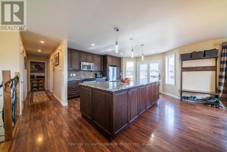 144 CENTRE STREET, Deseronto (deseronto (town)), 安大略省 K0K 1X0, 加拿大