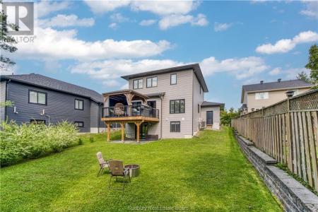 20 CHINABERRY DRIVE, Lively, Ontario P3Y 0A1, CANADÁ